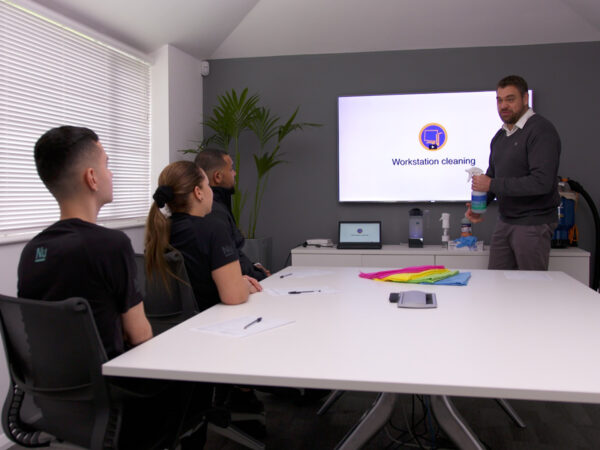Cleaners training Training of cleaners